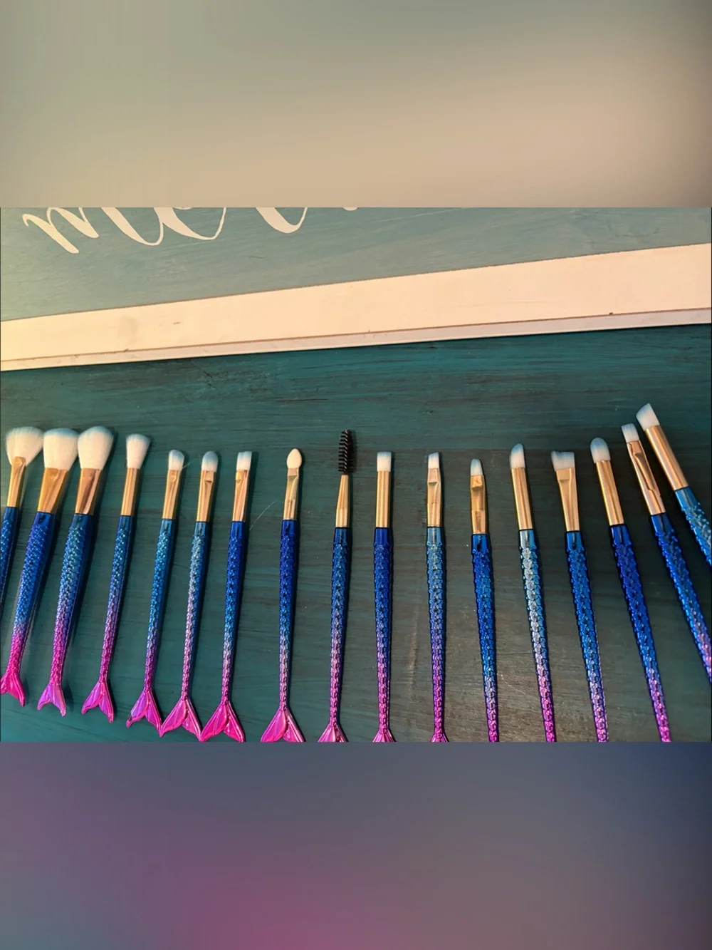 Mermaid Tail Makeup Brush Set in Pink and Blue